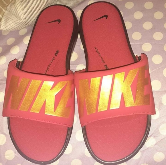 mens red nike sandals